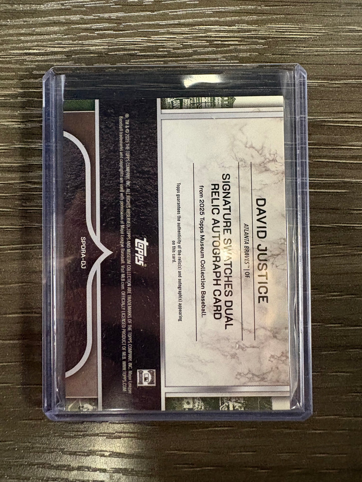 2025 Topps Museum Collection Signature Swatches Dual Relic Autograph David Justice #SSDRA-DJ /15 Signature Swatches Dual Relic Autograph Card Game-Used Memorabilia