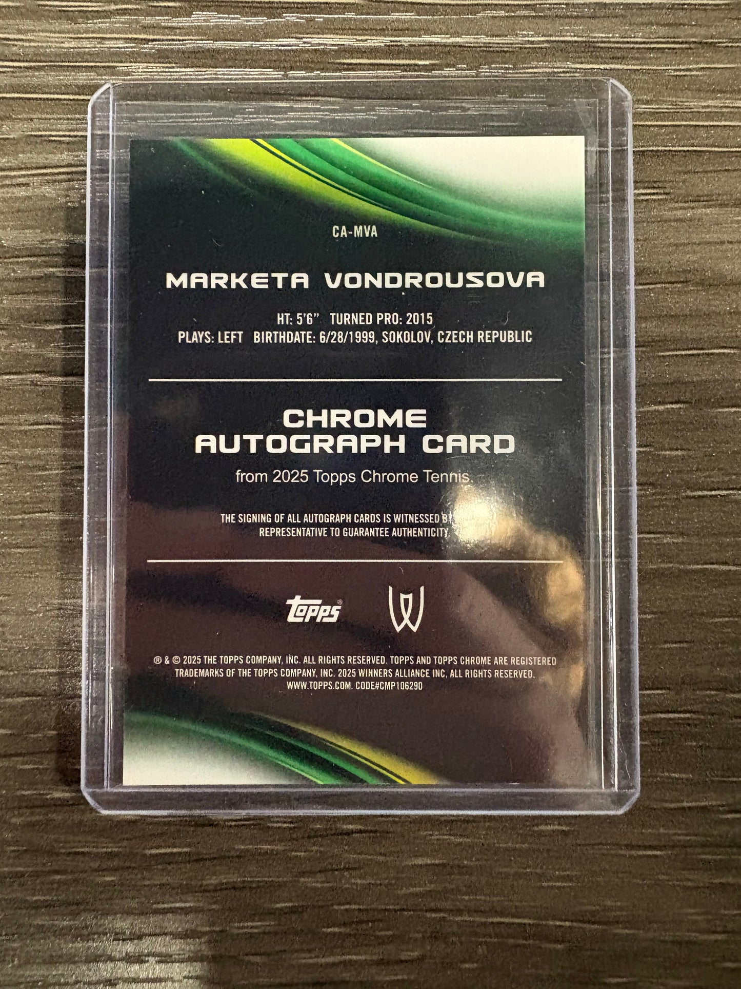 2025 Topps Chrome Tennis Marketa Vondrousova #CA-MVA Prism Refractor Chrome Autograph Card